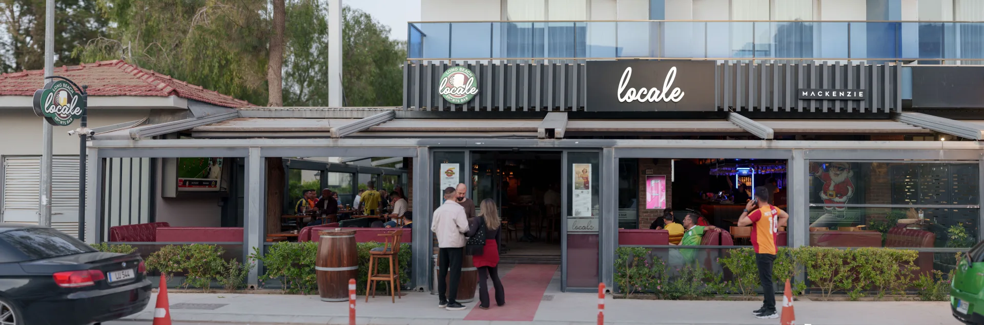 Locale Sports Bar – Genel