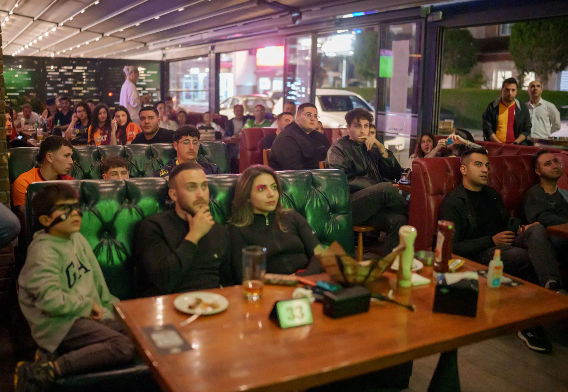 Locale Sports Bar – Maç Geceleri