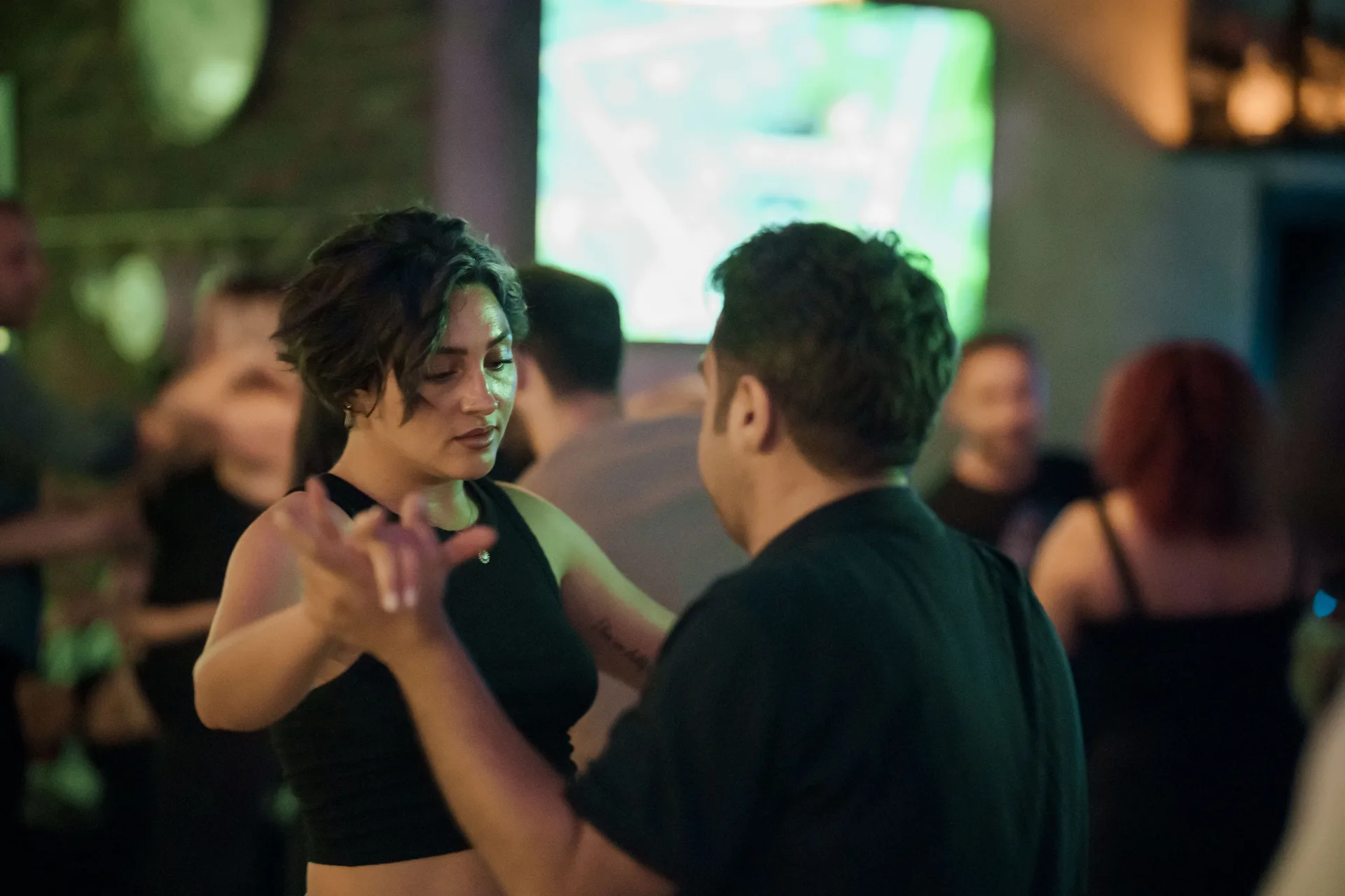 Locale Sports Bar – Party