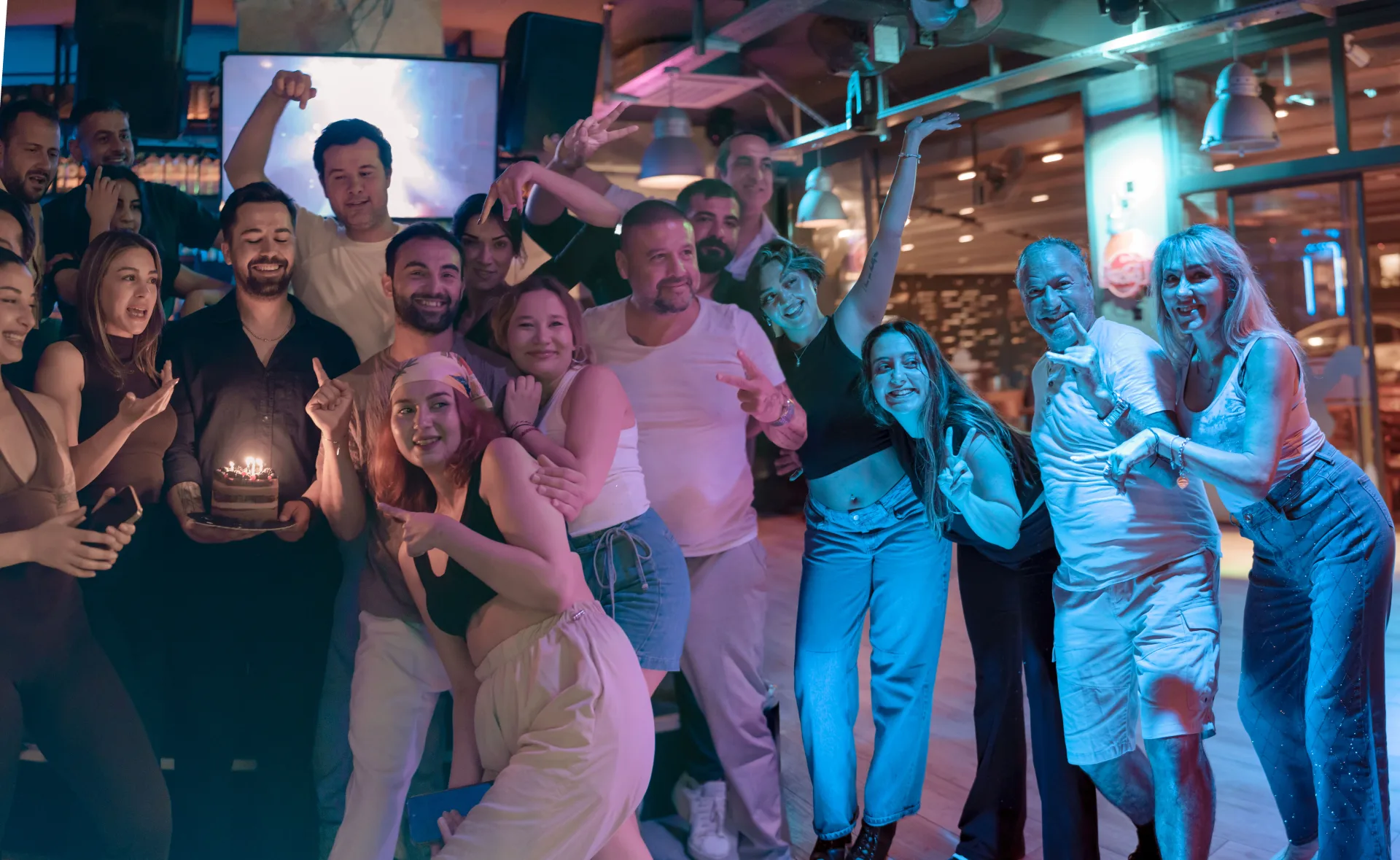 Locale Sports Bar – Party